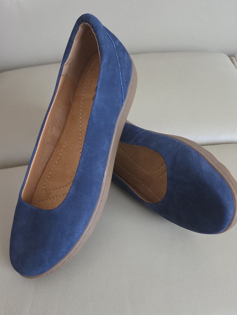 Earth Navy Suede Women's Casual Flats Size 8.5M